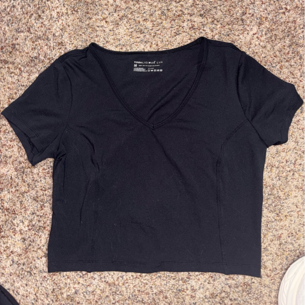 Yogalicious Black V-Neck Short Sleeve Tee